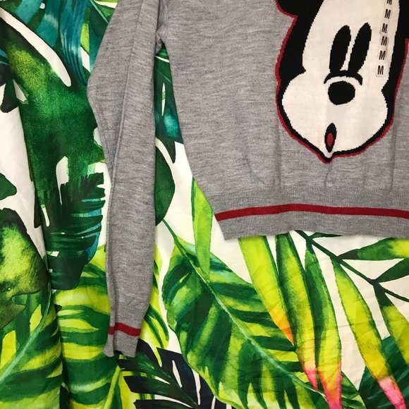 NWT $50 Disney Mickey Mouse Jrs Crew Sweater - Picture 6 of 9